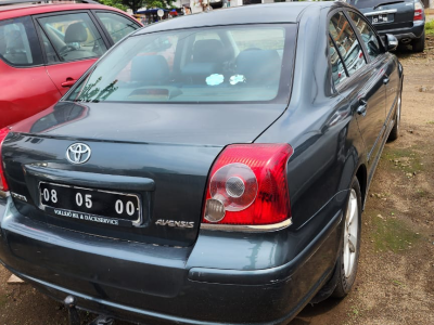 Toyota Avensis 2006