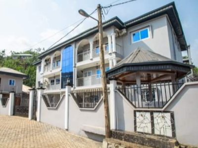 3 Bed Rooms Guesthouse