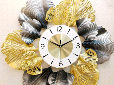 Luxury metal wall clock