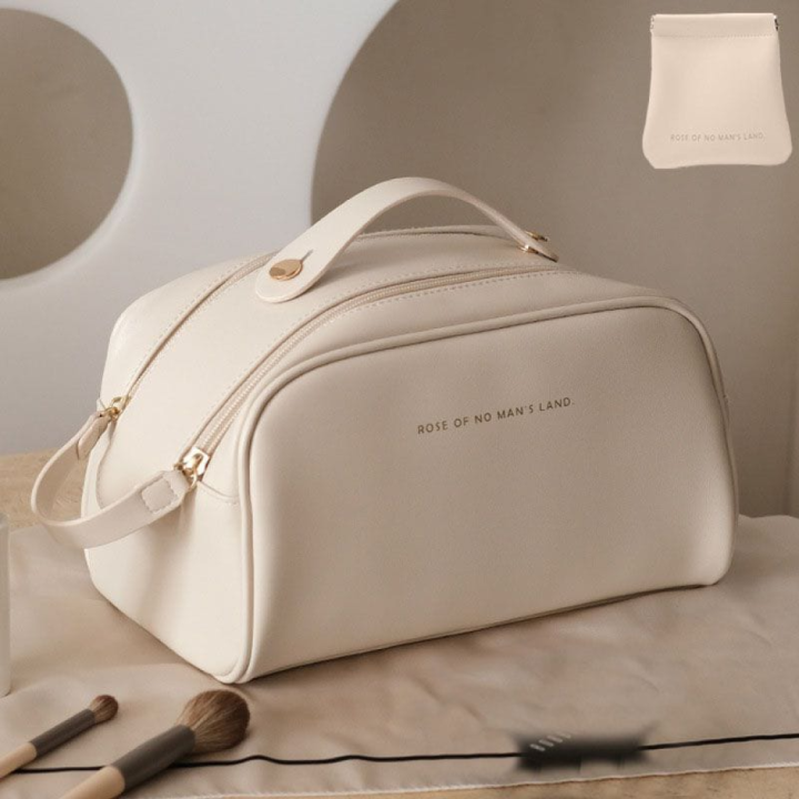 Cosmetics bag