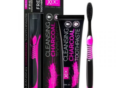 CHARCOAL TOOTHPASTE.