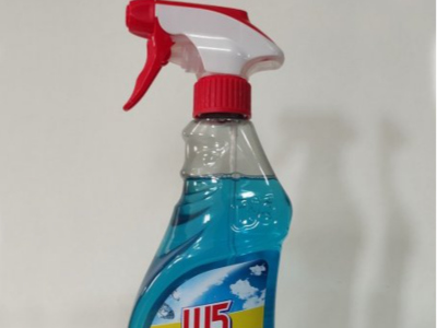 WINDOW WASHER.