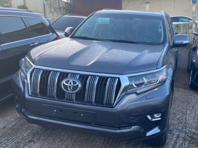 Toyota Land Cruiser Prado 2023
