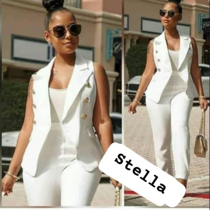 ensemble tailleur blanche