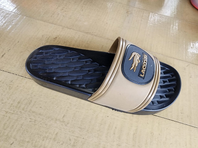 Babouche Lacoste