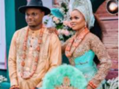 COUPLE TRADITIONAL ATTIRES PLUS ACCESSORIES