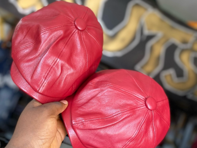 Available in all sizes and colors.  8000frs We accept all forms of payment  Located at Monte jouvence yaounde .