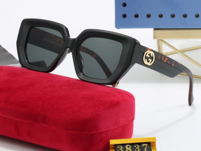 Gucci Shades / Frames ?