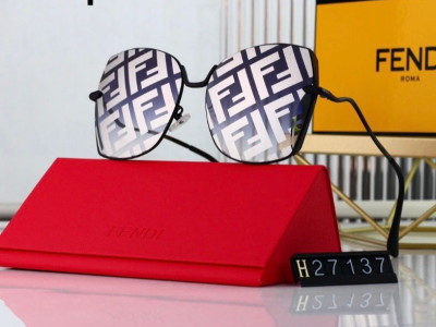 Fendi Shades / Frames ?