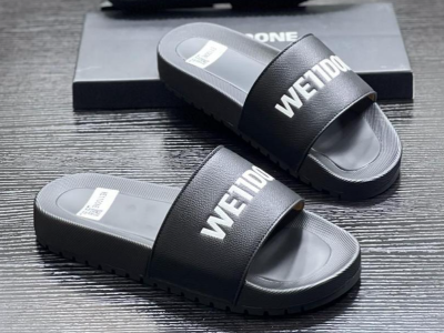 Male leather slippers