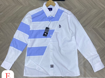Nouvelle chemise Façonable disponible 10000