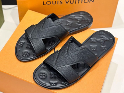 Modern slippers