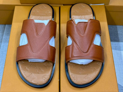 Modern slippers