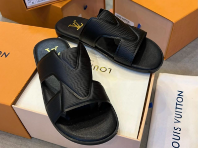 Modern slippers