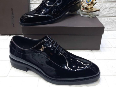 Modern shoes