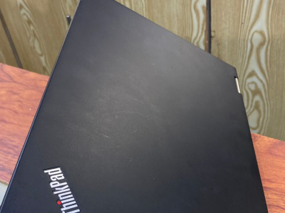 LAPTOP THINKPAD LENOVO core i7 8th gen