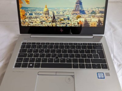 laptop HP ELITE book ecran tactile
