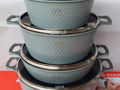set of cooking pots