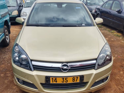 OPEL ASTRA 2008