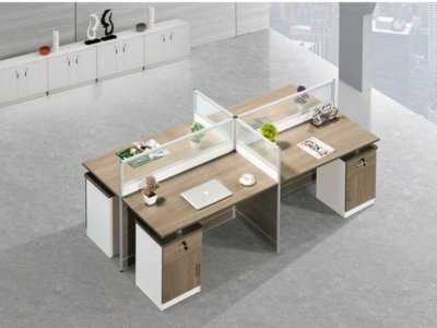 La Station De Travail 4 Postes