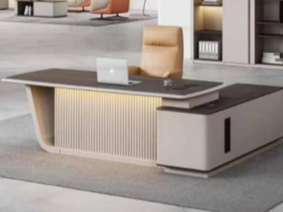 TABLE DE BUREAU