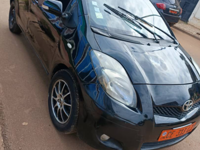 toyota yaris vitz 2008