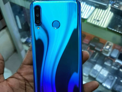 HUAWEI P30 lite