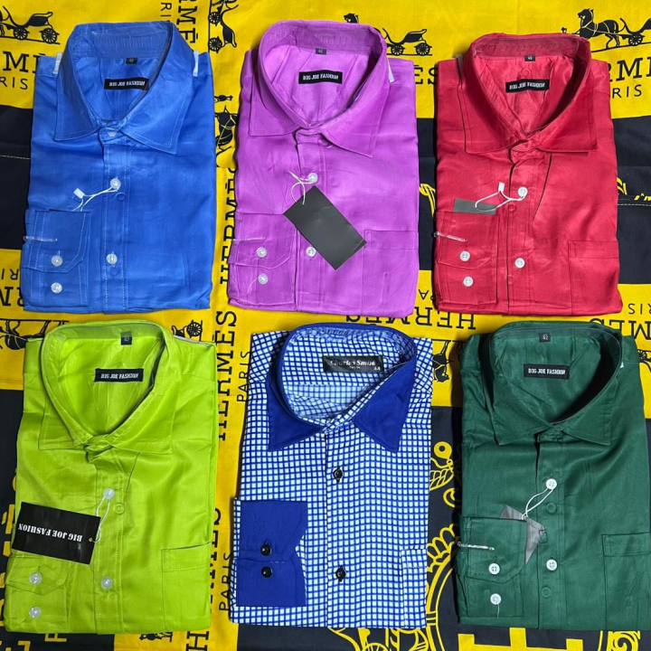 vêtement homme , d'occasion ,Chemise habillée à manches longues, de coupe régulière et facile à entretenir, en coton mélangé