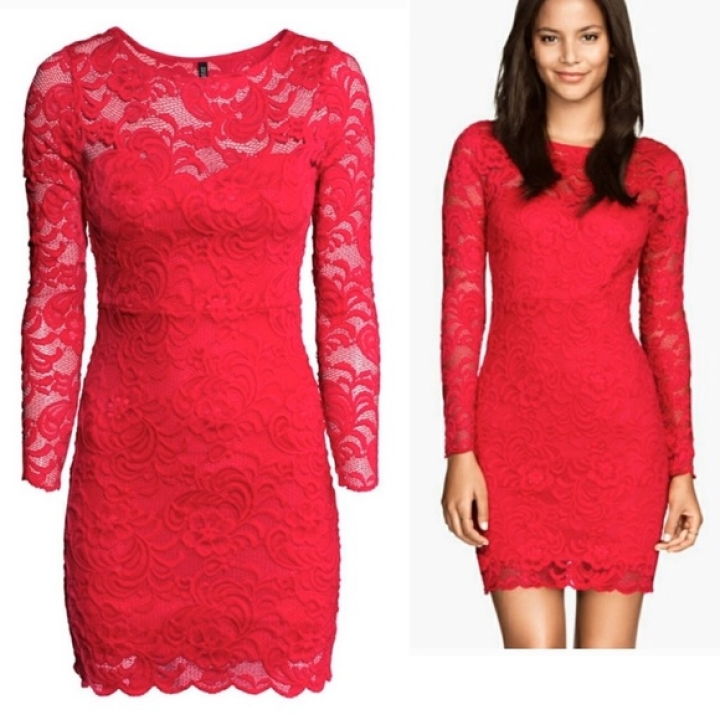 robe en dentelle rouge