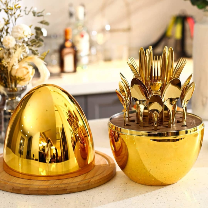golden egg cutlery