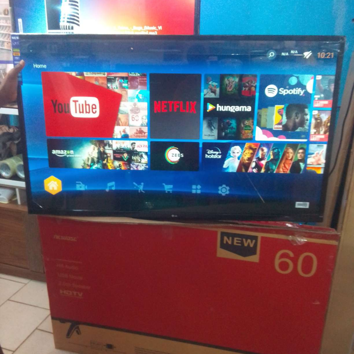 tv 60"smart LG and Samsung
