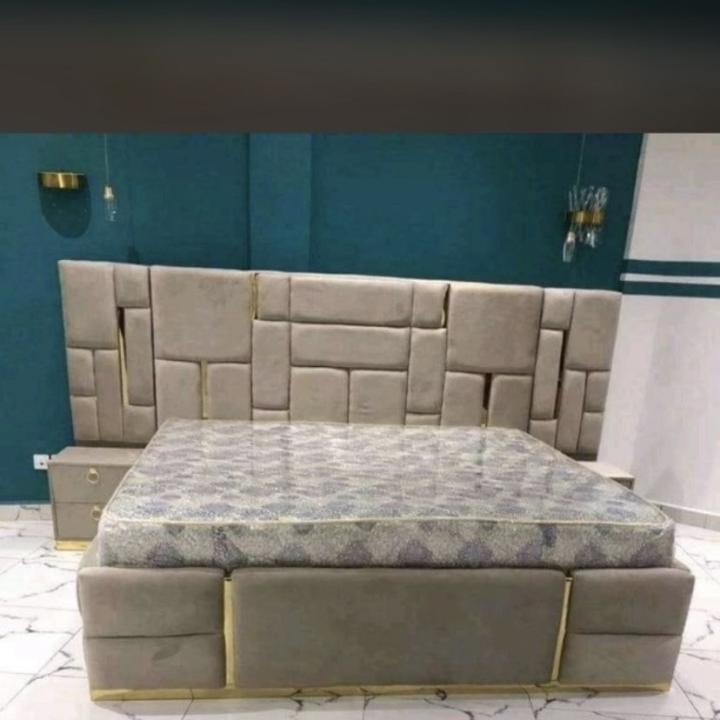BEDS FOR SALE / LIT A VENDRE