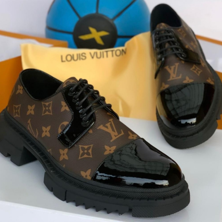 Men shoes Brown and black