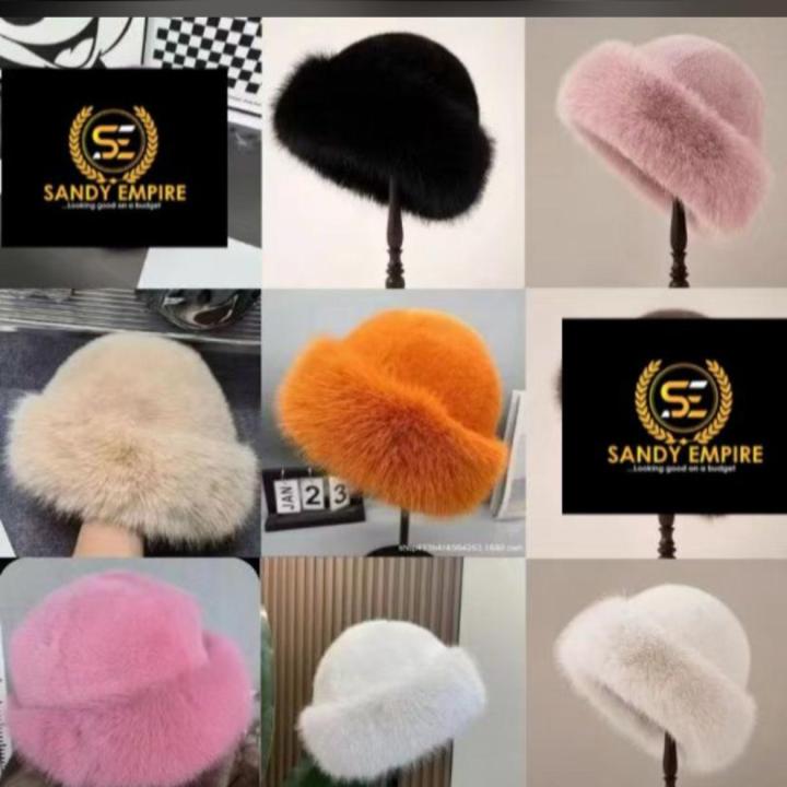 Caps