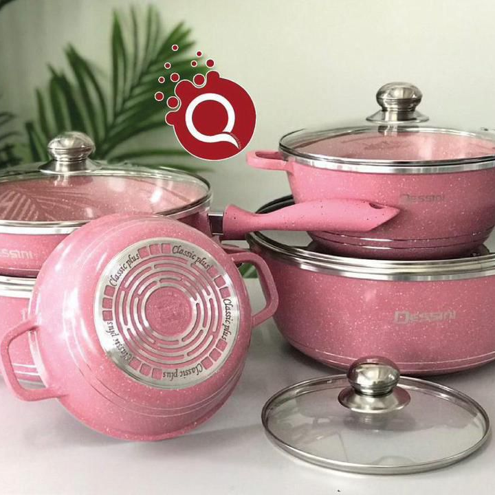 Ensemble d'ustensiles de cuisine importés de luxe DESSINI