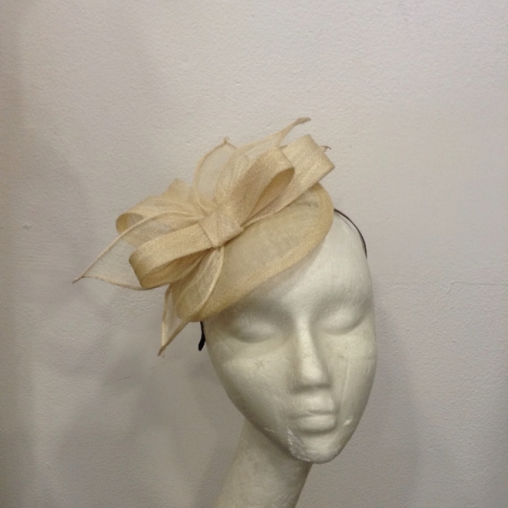 Fascinator