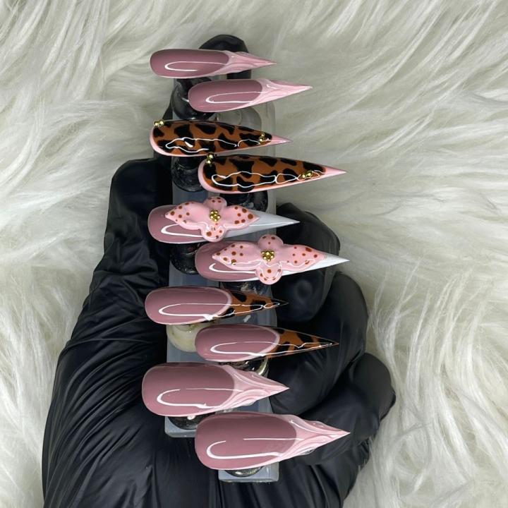 press on Nails