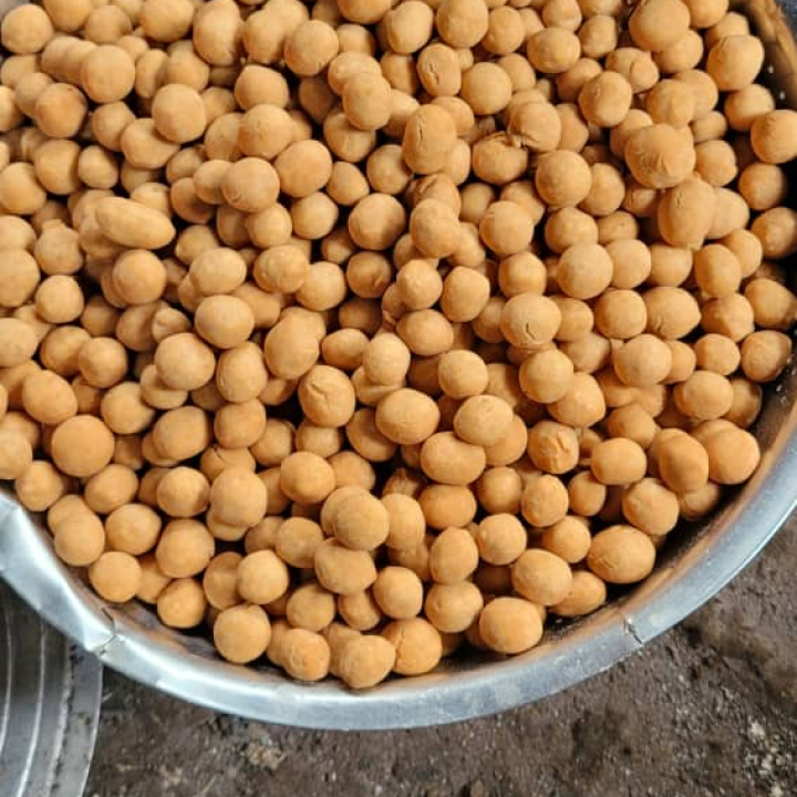 Peanut nuts