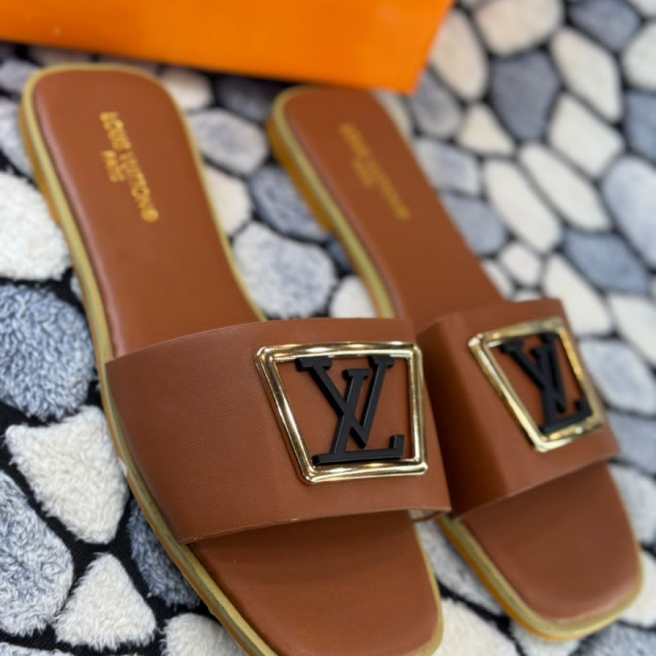 babouches Luis Vuitton