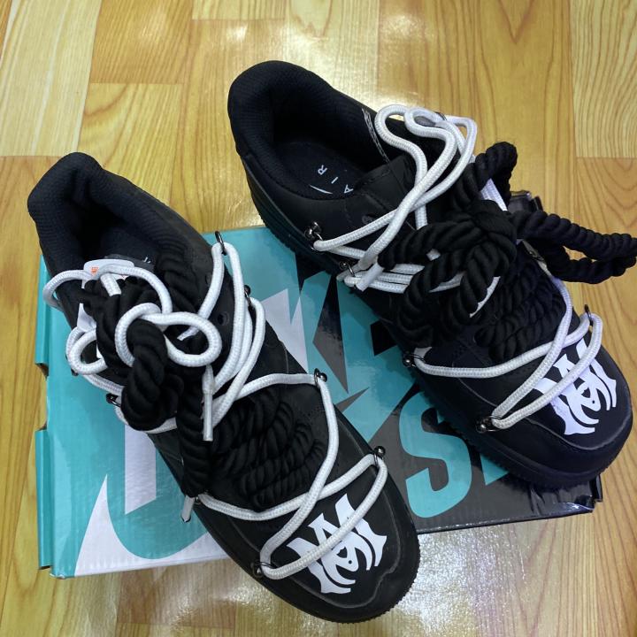 NIKE AIR Sneakers
