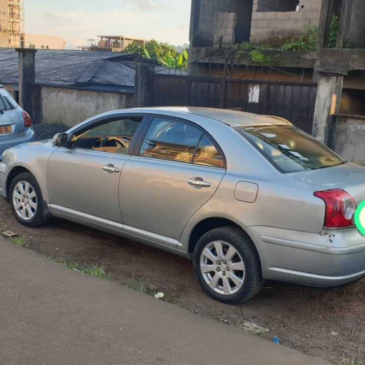 Toyota Avensis 2005