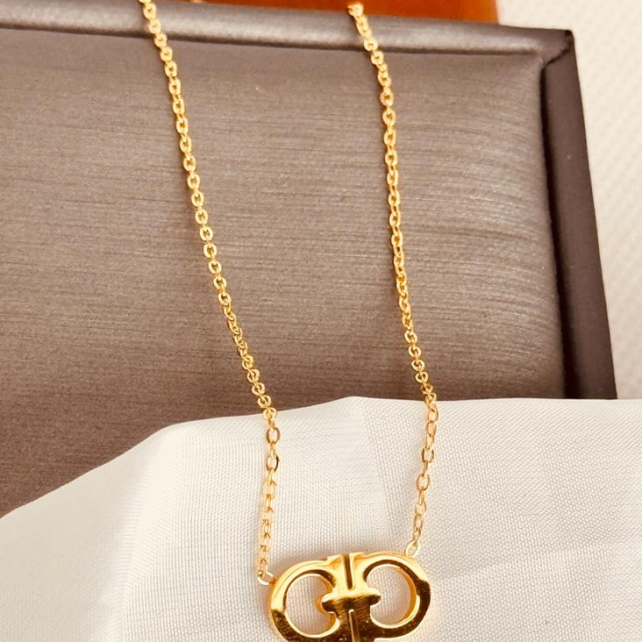 collier doré