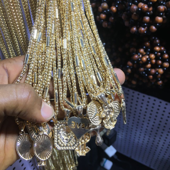 chains