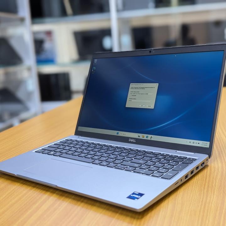 DELL LATTITUDE 5540 Core i5 13eme Gen