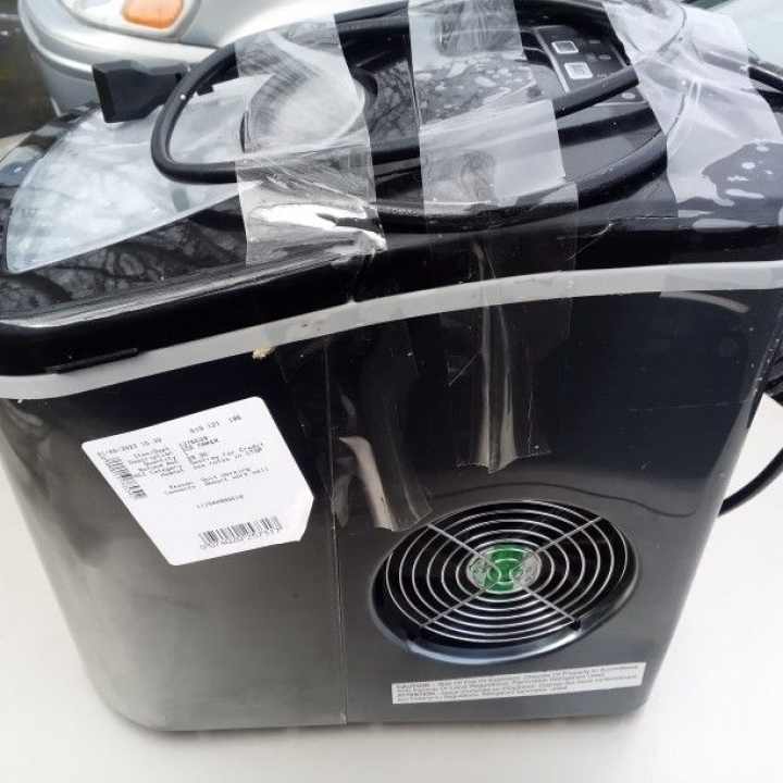 ICE MACHINE