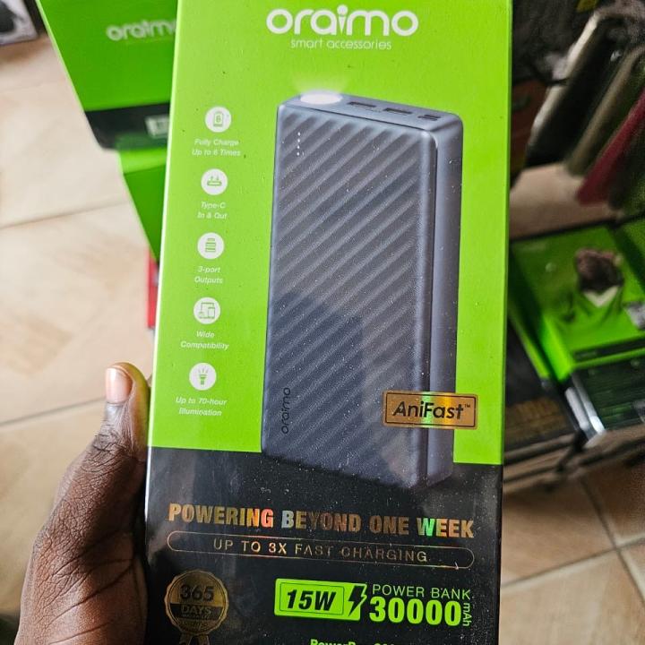Oraimo powerbank (30,000mAh)