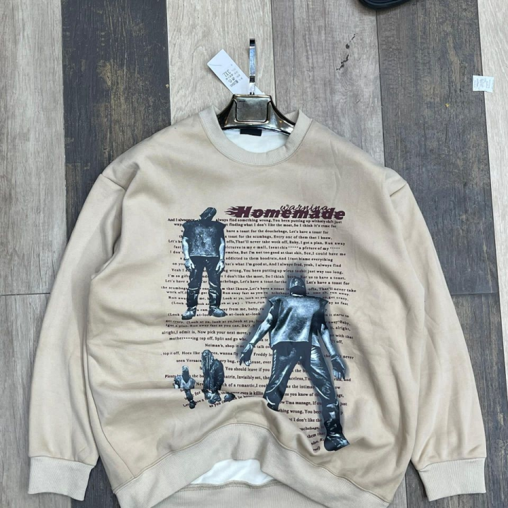 Round neck pullover
