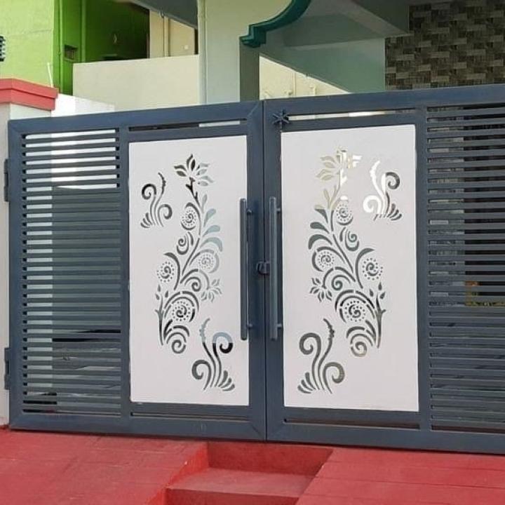 metal gate