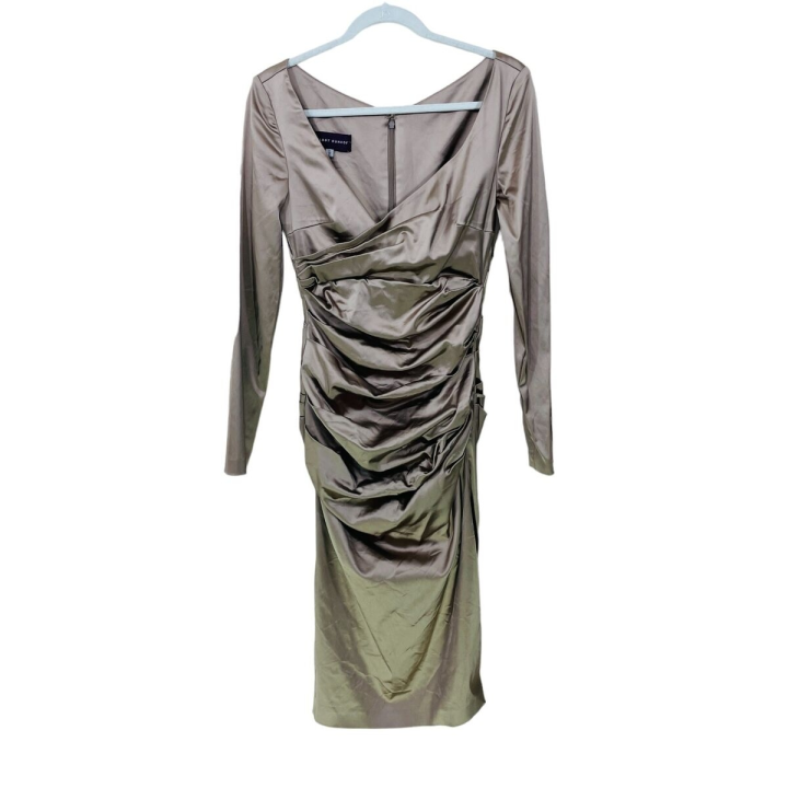 robe argentée