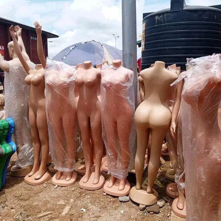 mannequin femme
